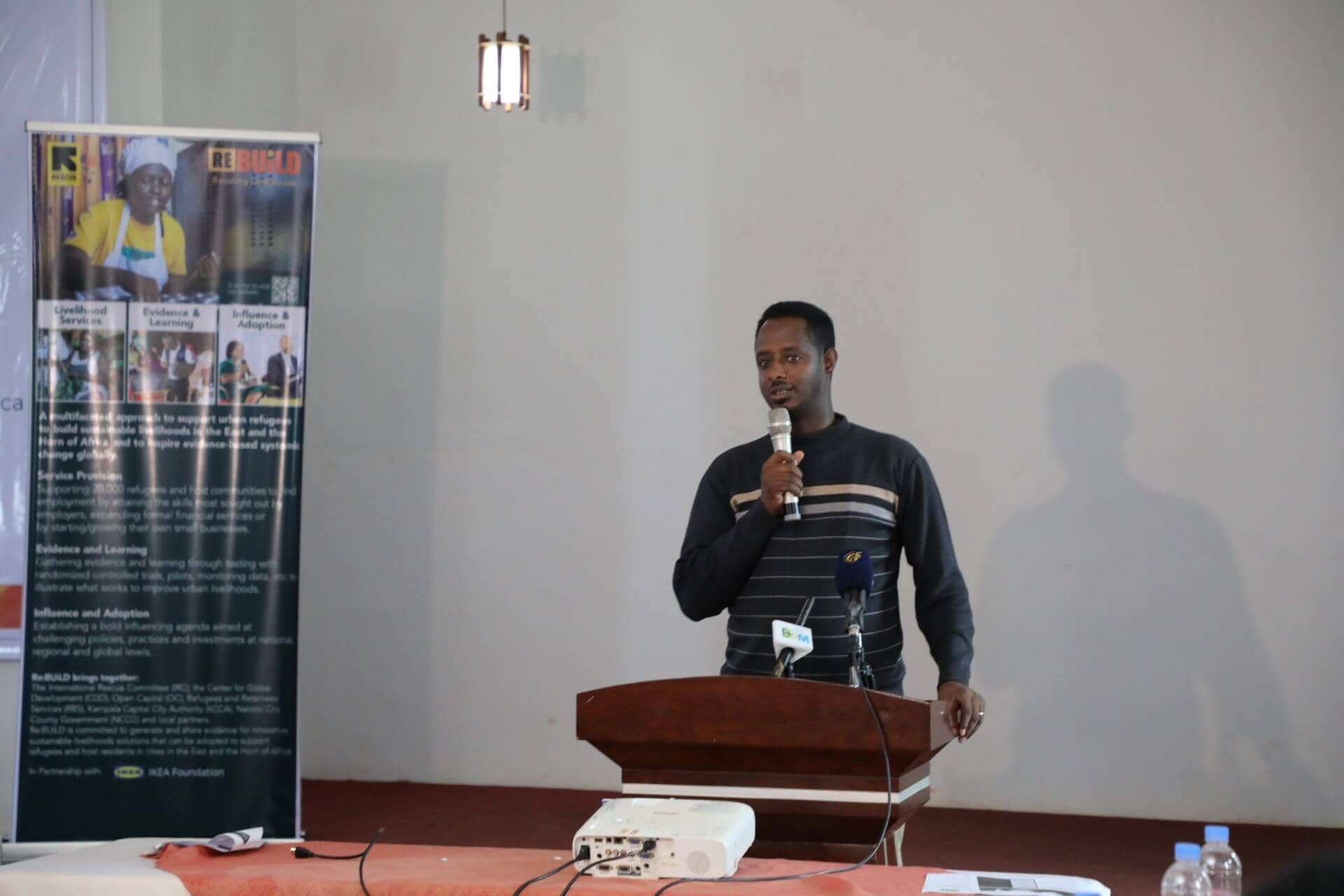 Stakeholders at the Re:BUiLD Ethiopia familiarization workshop